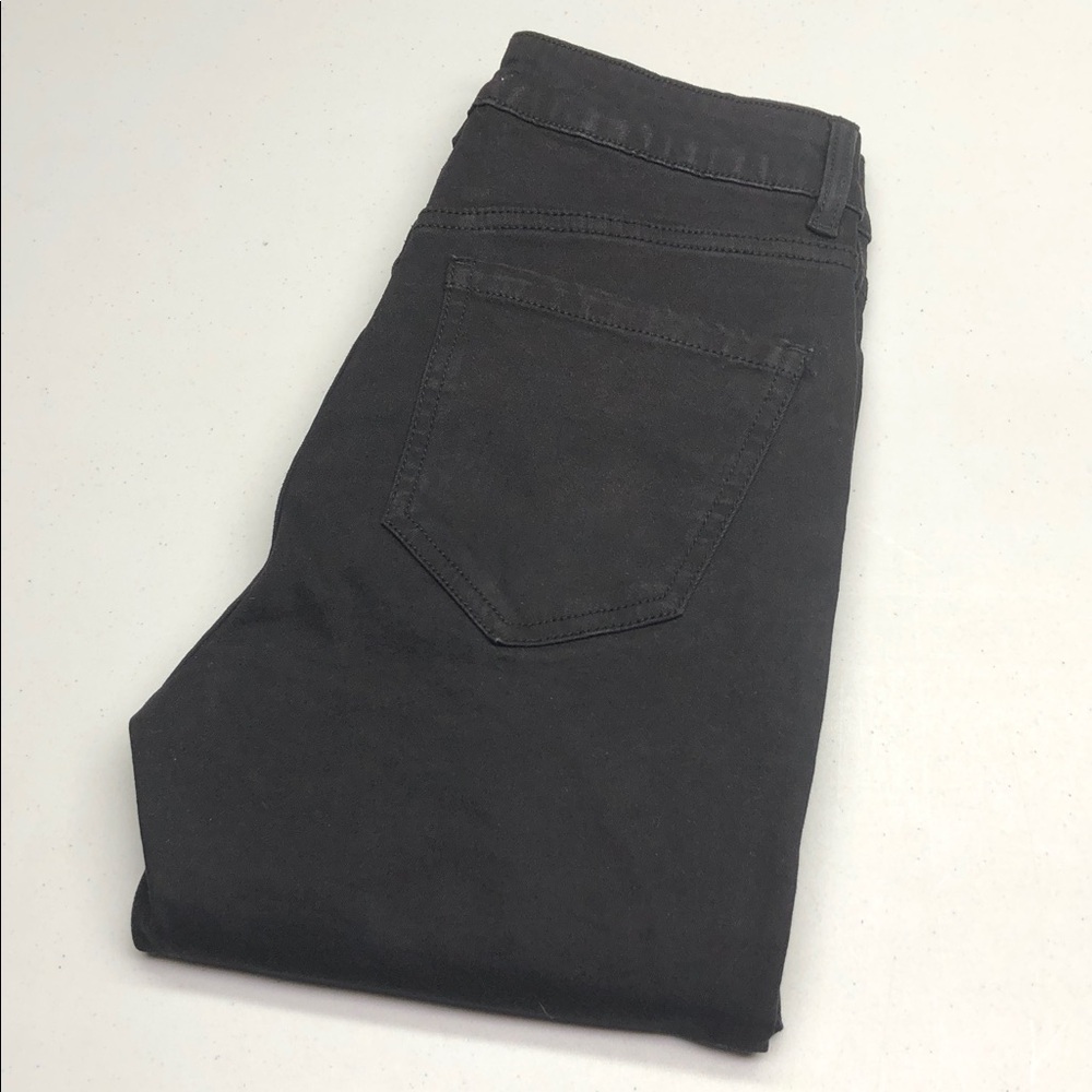 LIKE NEW REFUGE MIAMI BLACK SKINNY JEANS 03/26x27 ⭐️